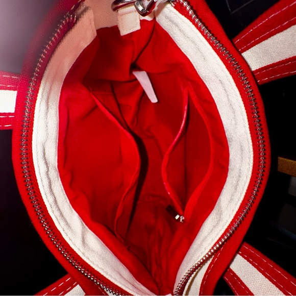 Aeropostale Red & White Farm Fresh Tote crossbody Bag w coin purse & charms NWT - Picture 13 of 16